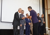 تجلیل از دانش آموزان قهرمان ورزشی